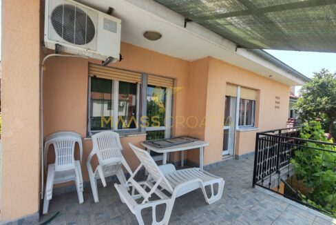 PHOTO-2025-11-25-12-39-01 (4)