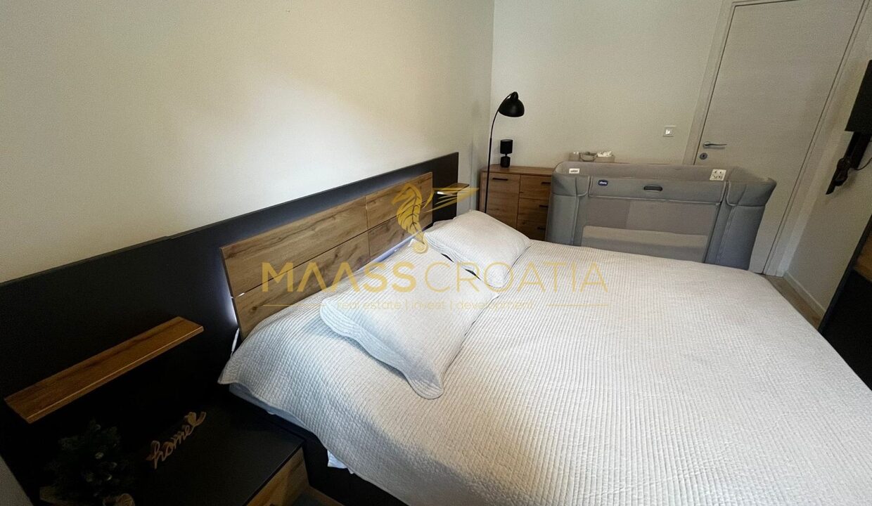 PHOTO-2025-11-20-10-45-01 (2)