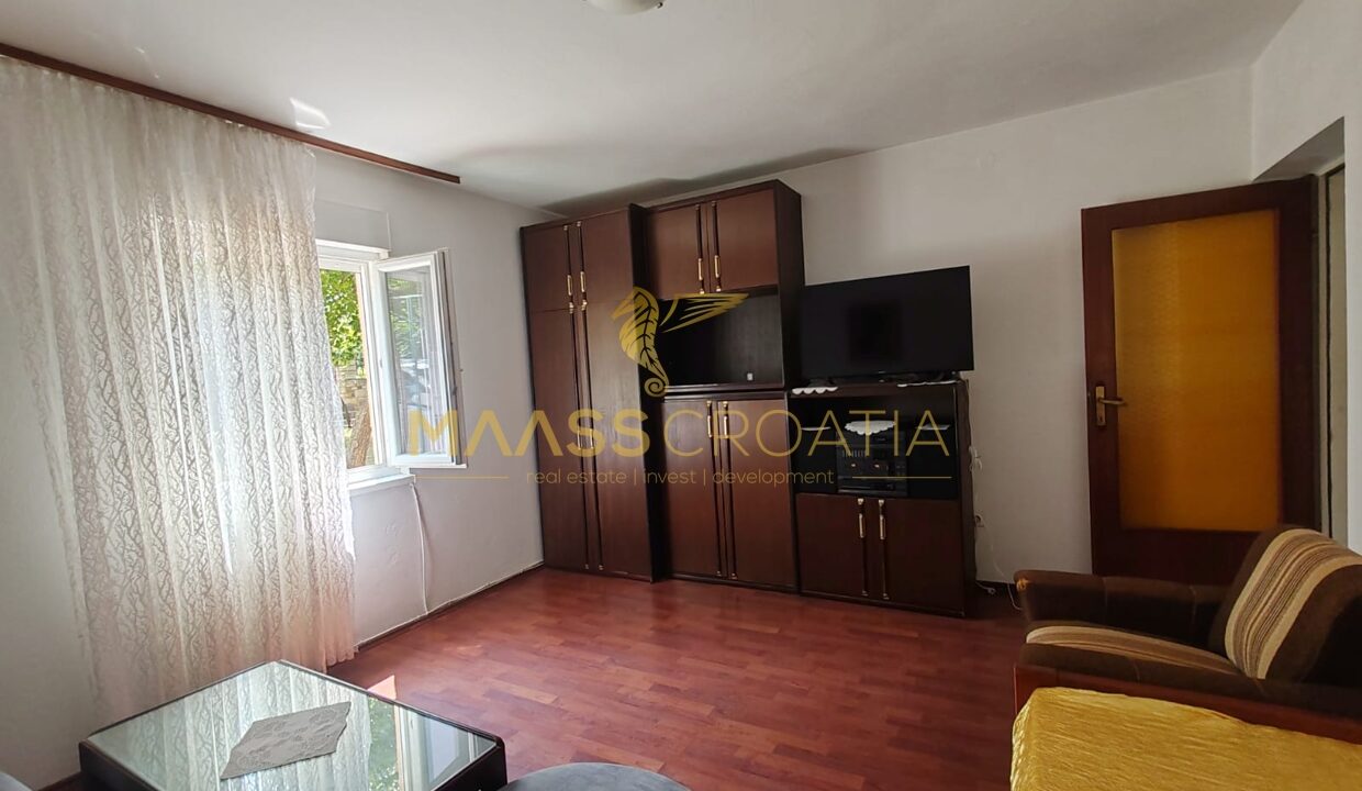 PHOTO-2025-11-25-12-39-03 (4)