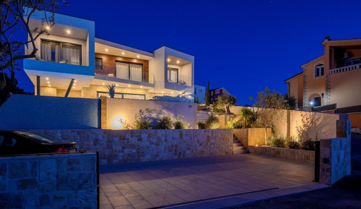 Luxuriöse Villa Ražanj