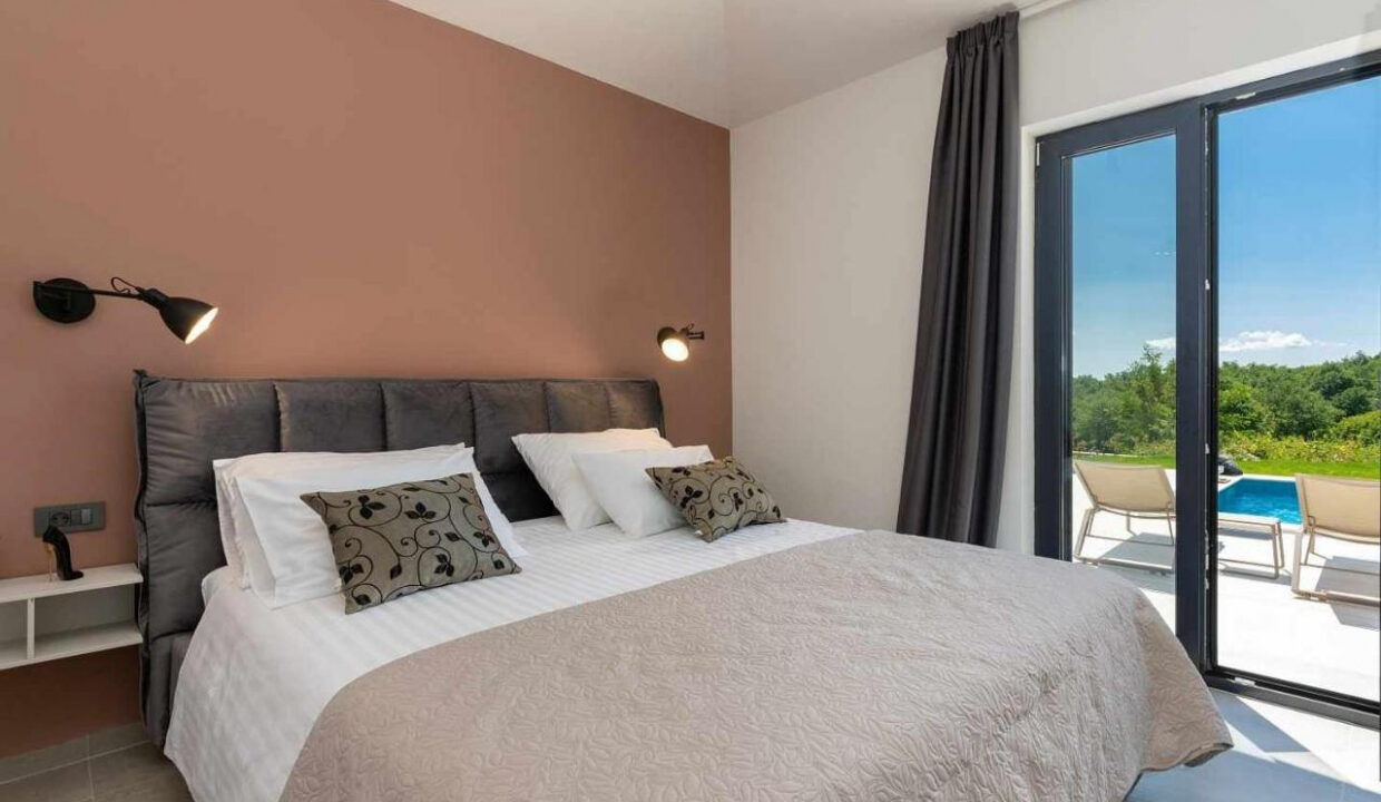 Moderne Villa mit Extra-Grundstück - Tinjan, Region Istrien