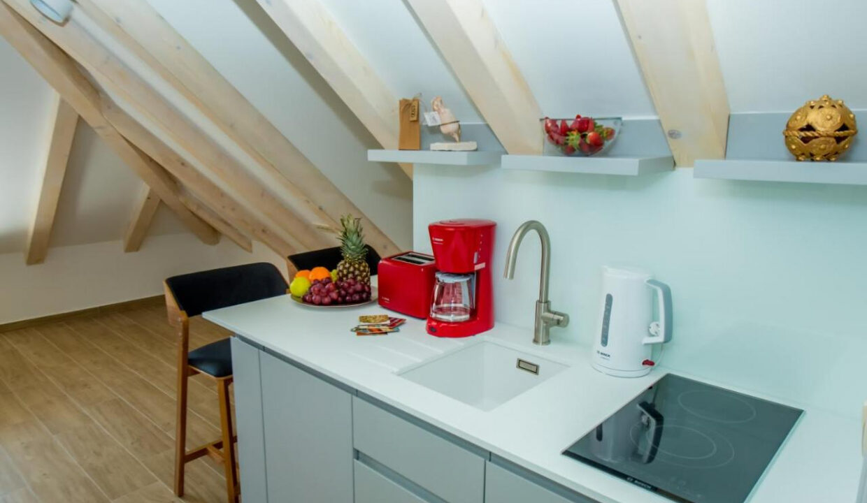 Rustikale Doppelhaushälfte - Kastel Luksic