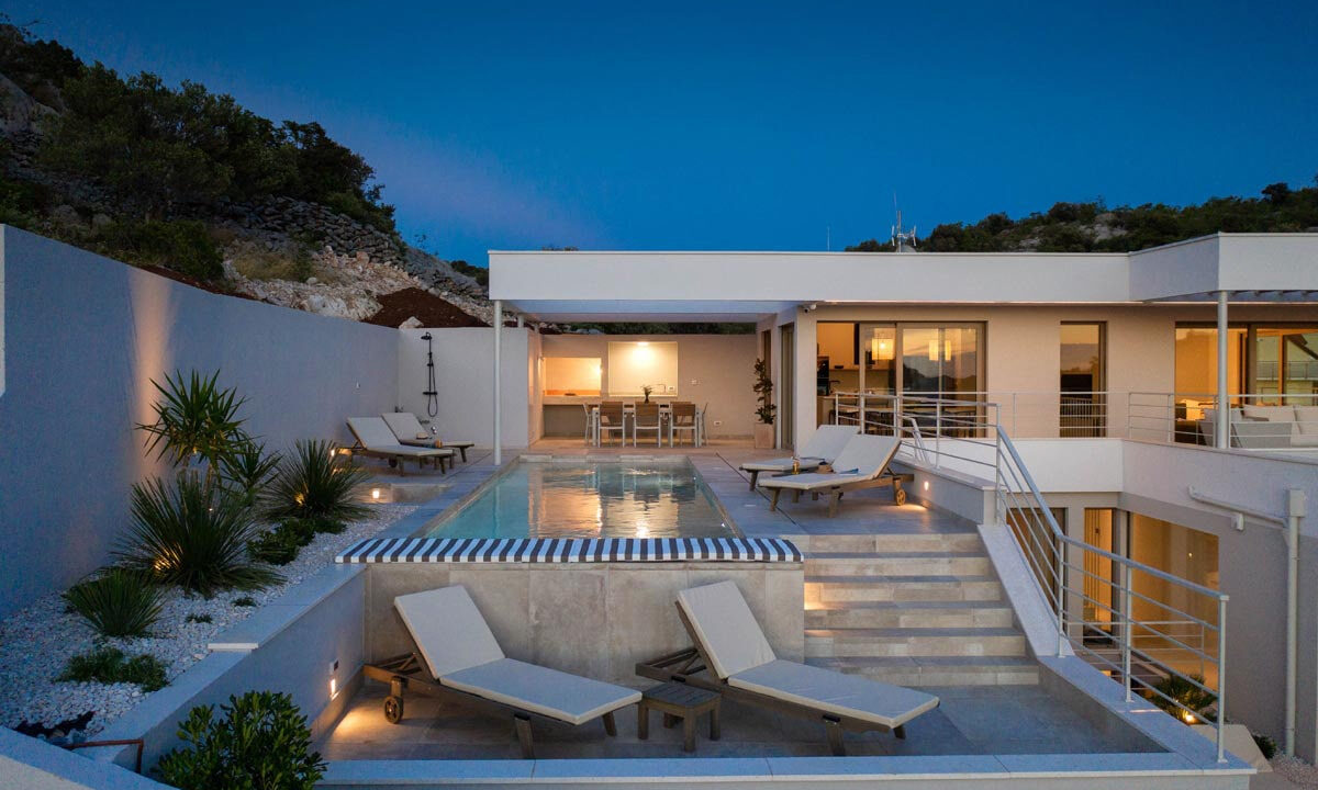 Kürzlich erbautes modernes Villa am Meer - Rogoznica.