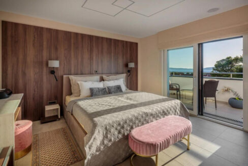 Neues Haus in der Nähe von Šibenik