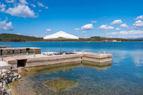 Steinhaus auf der Insel Pasman, Region Zadar