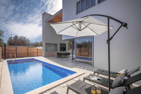 Freies Klettern Ultramodernes Haus - Raum Zadar