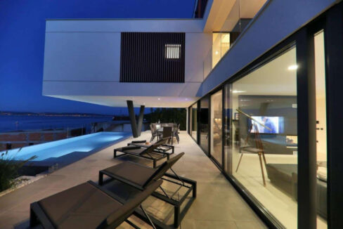 Neue Villa mit Meerblick auf Ugljan