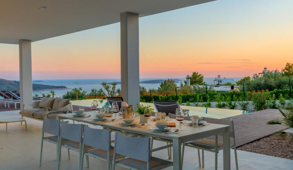 Schöne Villa mit Meerblick Primošten