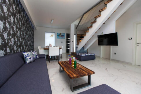 Villa im geometrischen Stil mit atemberaubendem Blick - Crikvenica