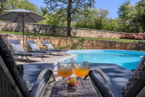 Wunderschönes Steinhaus bei Tinjan