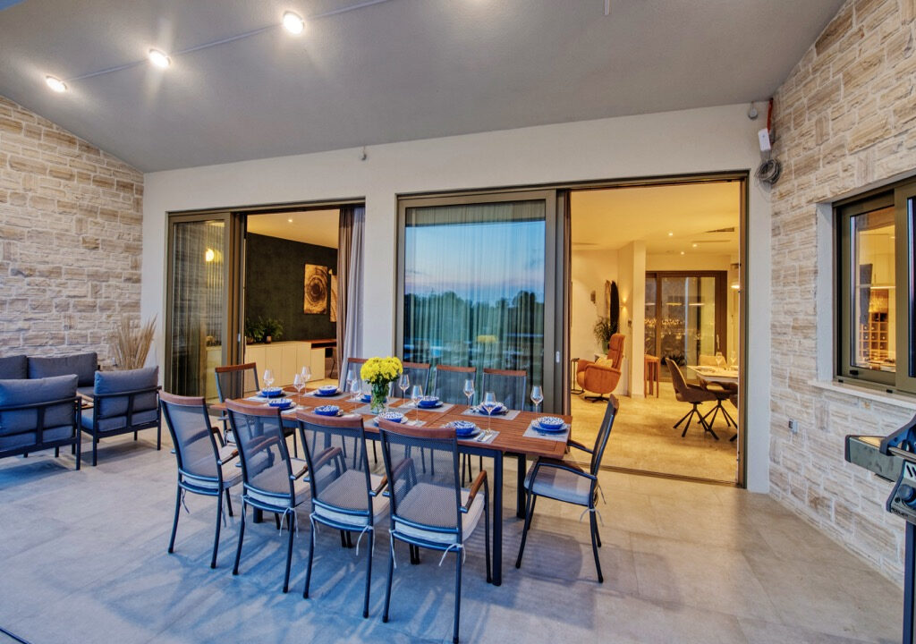 Erdgeschossvilla im amerikanischen Stil - Zadar