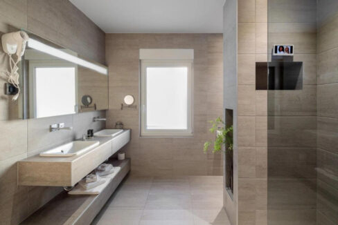 Neues Haus in der Nähe von Šibenik