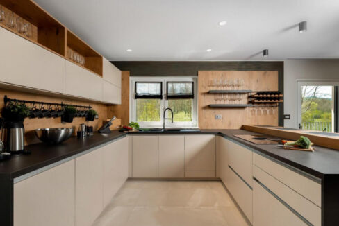 Neue moderne Villa mit traditionellem Charakter - Labin, Istra