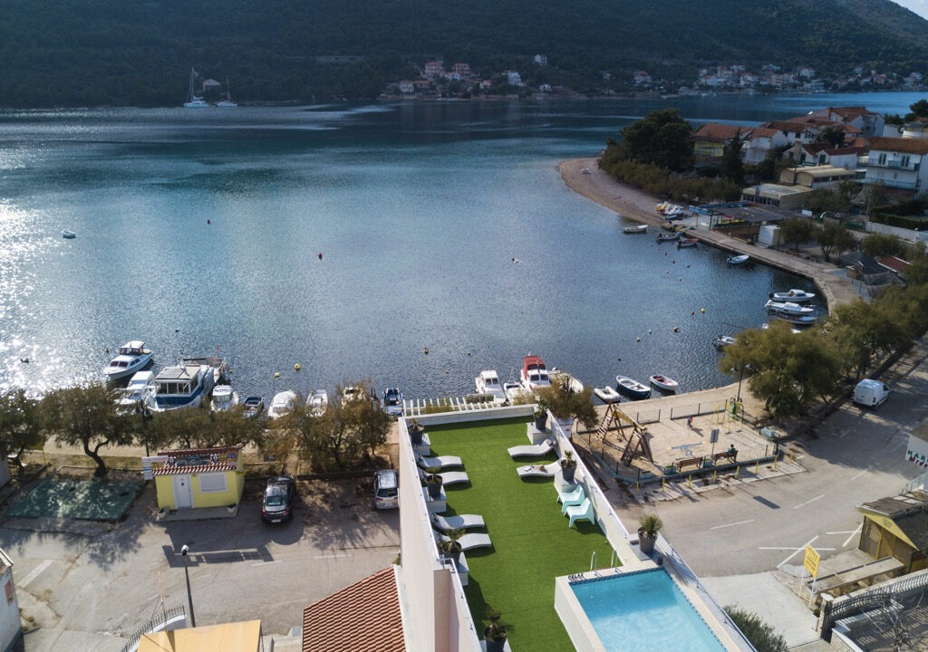 Haus am Wasser in Sibenik