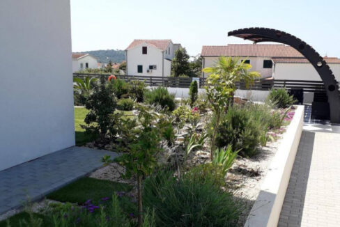 Modernes Gebäude Rogoznica