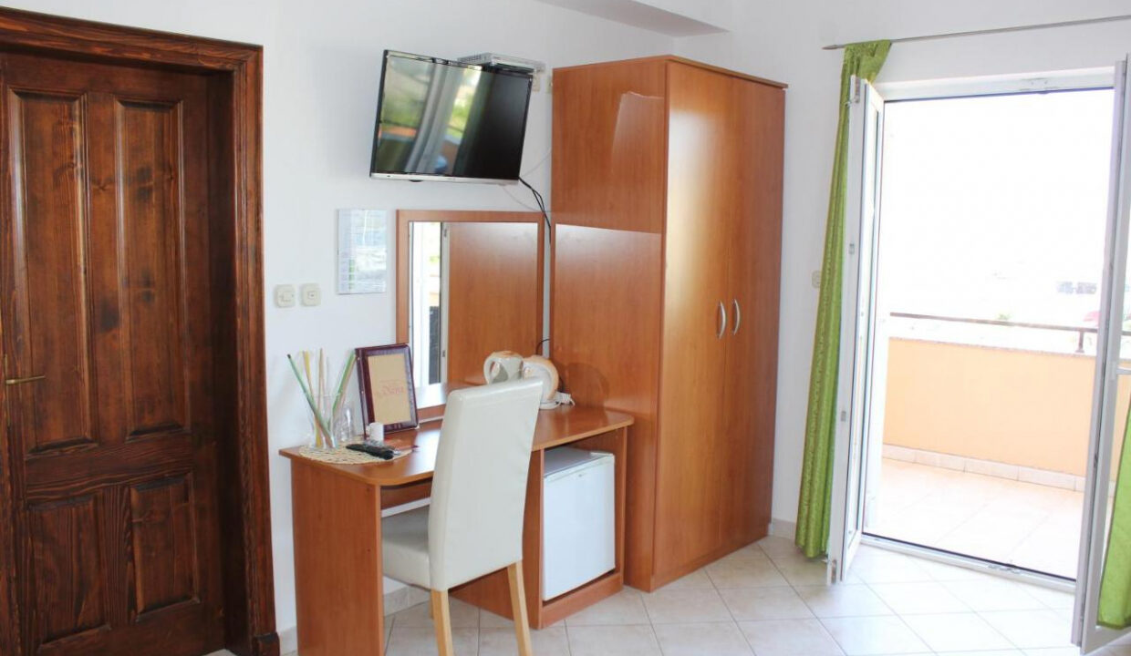 Grundstücke am Meer Tribunj