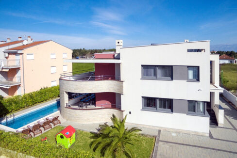 Zweistöckiges modernes Haus - Nin, Region Zadar