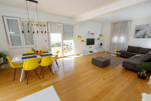 Haus mit Meerblick in Kastel Sucurac