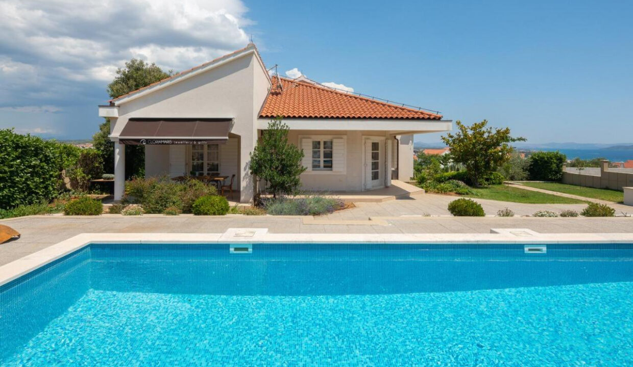 Geräumige und modern aussehende Villa - Vodice