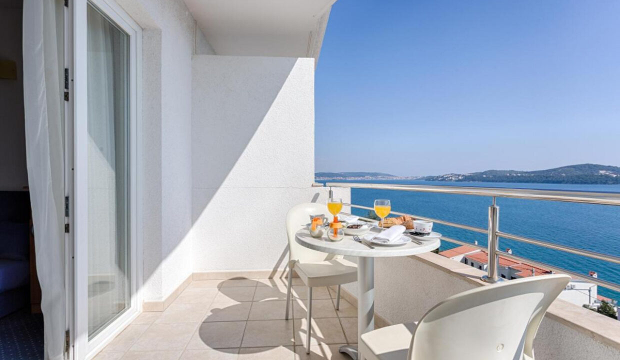 Elegantes Hotel mit Meerblick - Trogir