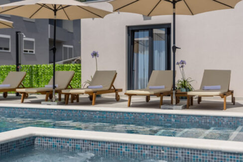 Neues Meerblick-Ferienhaus Podstrana