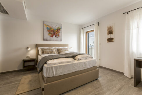 Steinhaus mit Meerblick in Omis