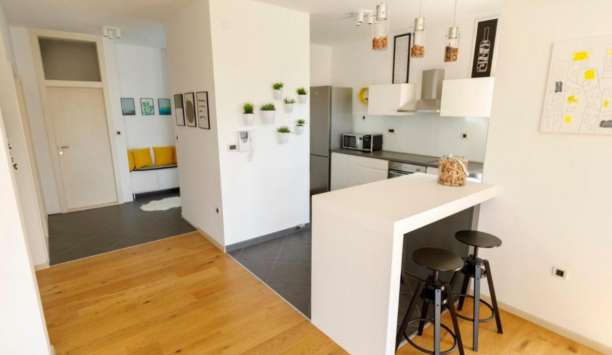 Haus mit Meerblick in Kastel Sucurac