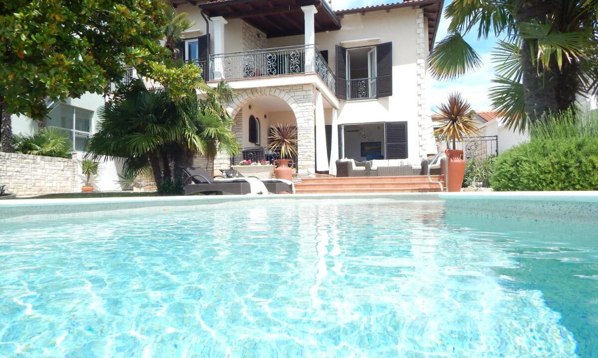 Wunderschönes Haus am Meer - Umag, Istra