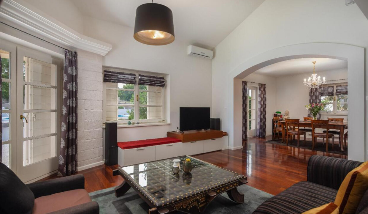 Geräumige und modern aussehende Villa - Vodice