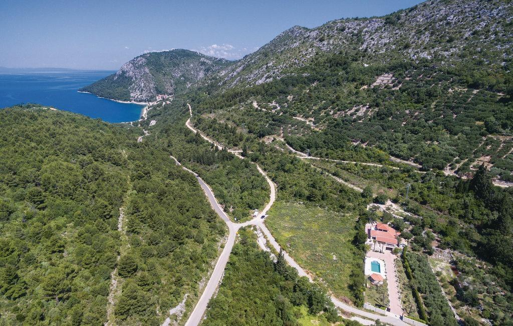 Imperial Style Villa mit Schwimmbad - Dorf Klek