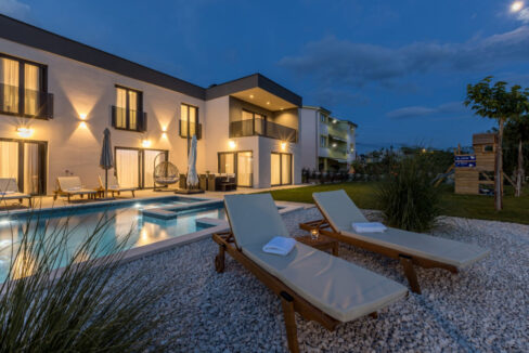 Neues Meerblick-Ferienhaus Podstrana