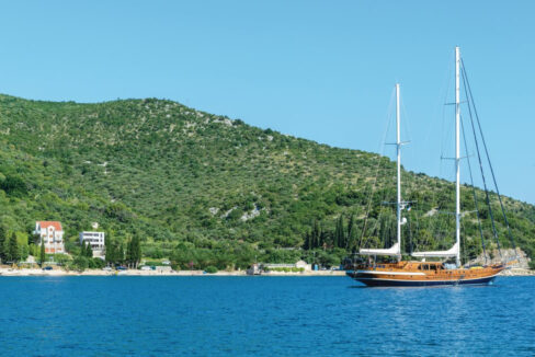 Weiße Villa am Meer mit extra Grundstück - Dubrovnik