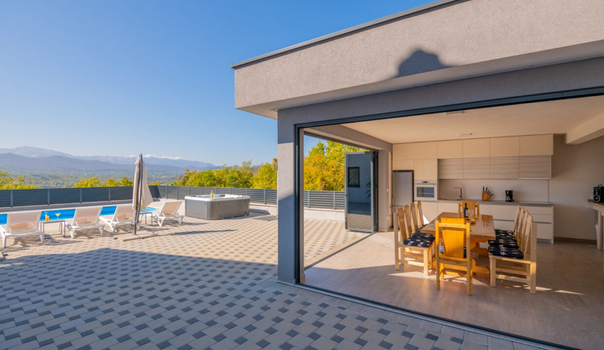 Großzügiges Einfamilienhaus - Stadt Imotski