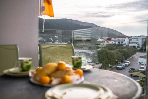 Haus am Wasser in Sibenik