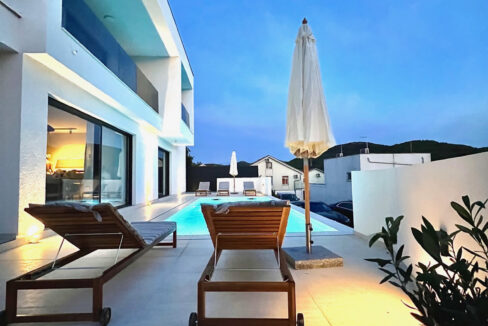 2 Stilvolle Häuser Dugi Otok