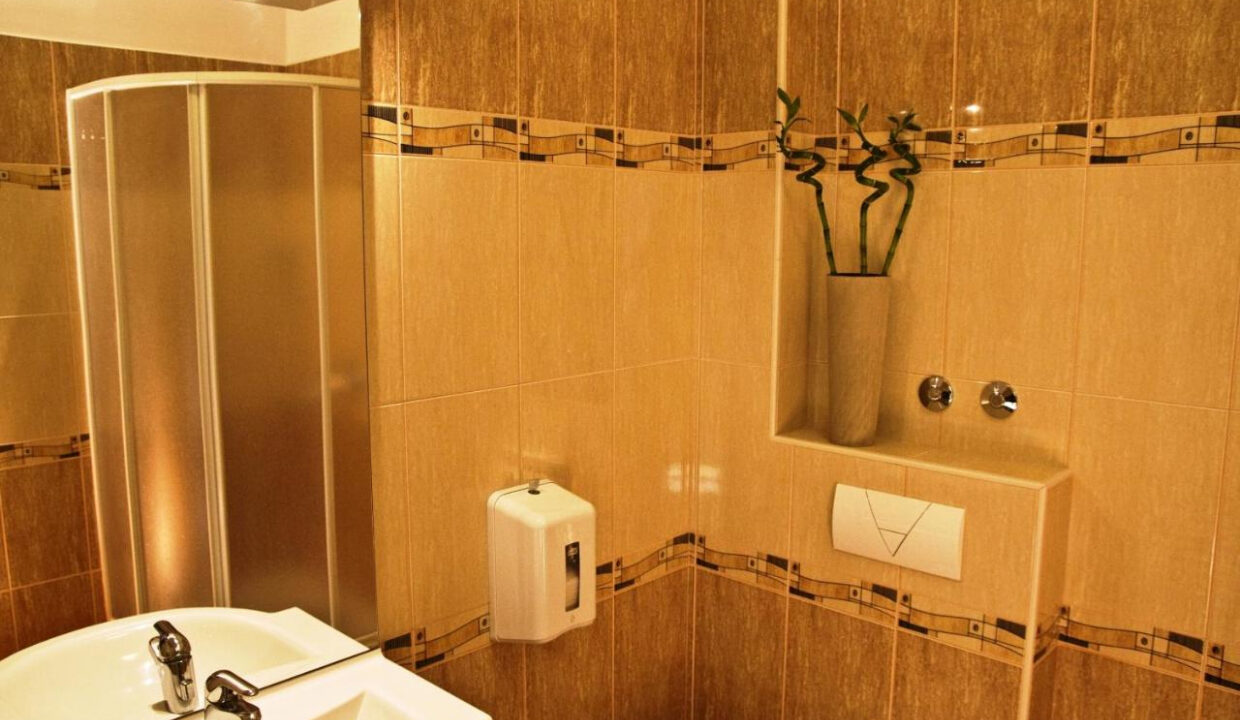 Grundstücke am Meer Tribunj