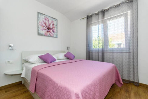 Neues Ferienhaus in der Nähe von Sibenik