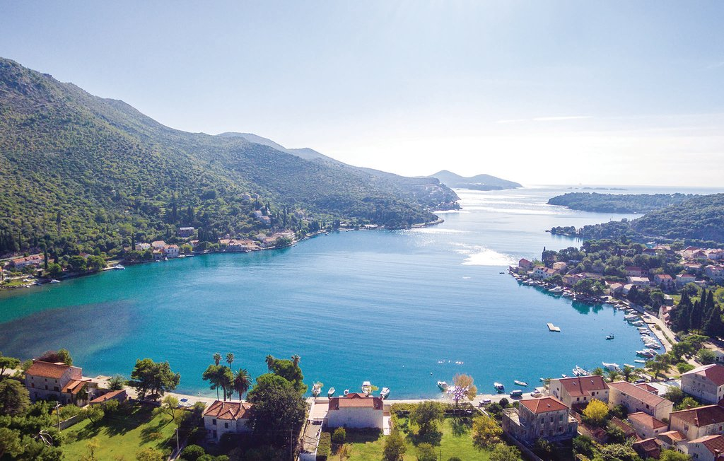 Weiße Villa am Meer mit extra Grundstück - Dubrovnik