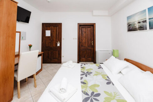 Grundstücke am Meer Tribunj