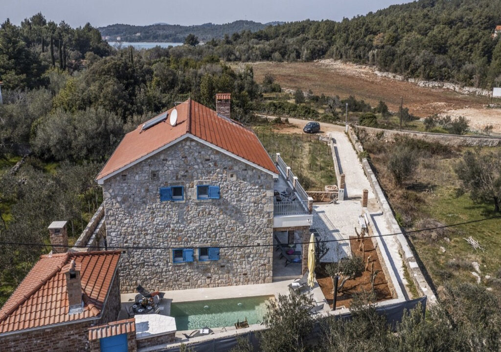 Steinhaus in der Region Zadar, Insel Pasman