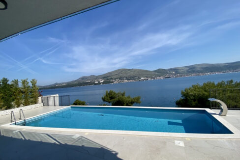 Erstaunliche Villa direkt am Meer auf Ciovo