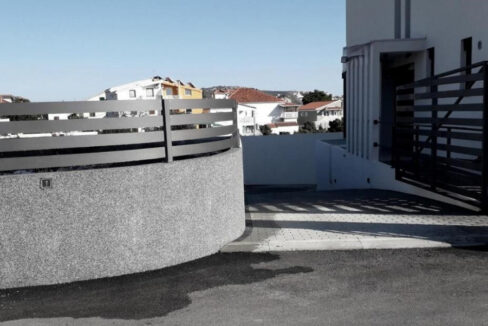 Modernes Gebäude Rogoznica