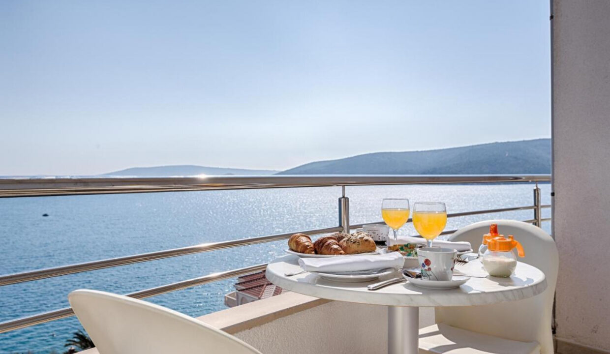 Elegantes Hotel mit Meerblick - Trogir