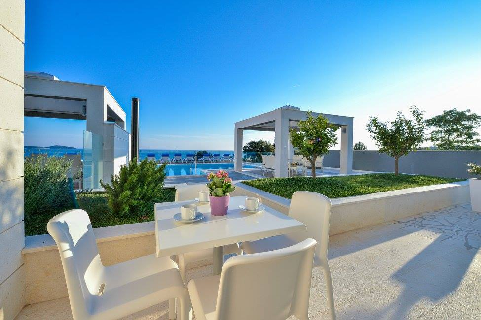 Atemberaubende Doppelhaushälfte Rogoznica