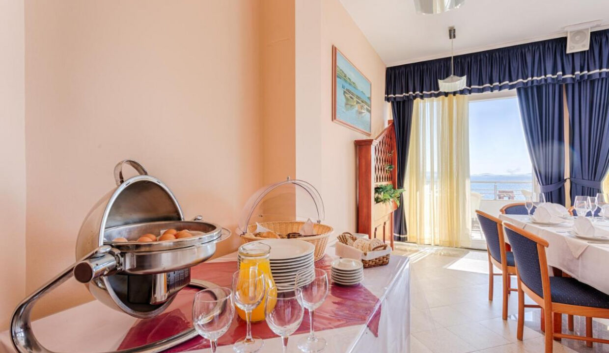 Elegantes Hotel mit Meerblick - Trogir