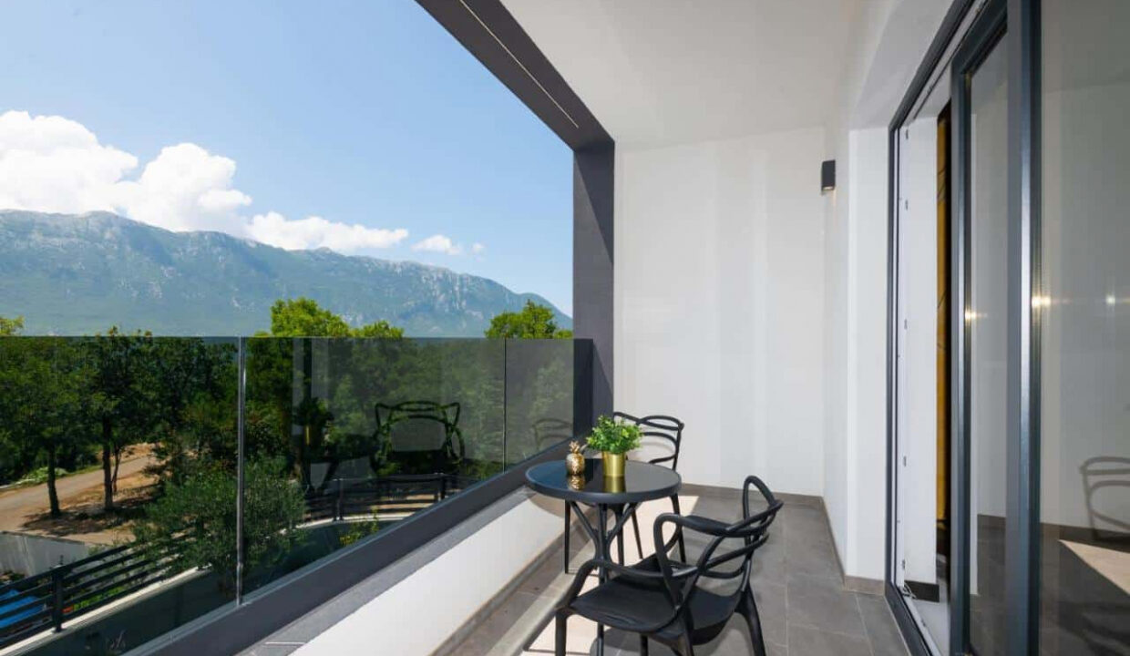 Modernes Haus bei Makarska