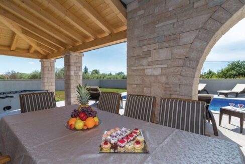 Atemberaubende zweistöckige Villa - Region Pula