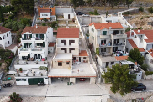 Haus am Meer in der Nähe von Šibenik