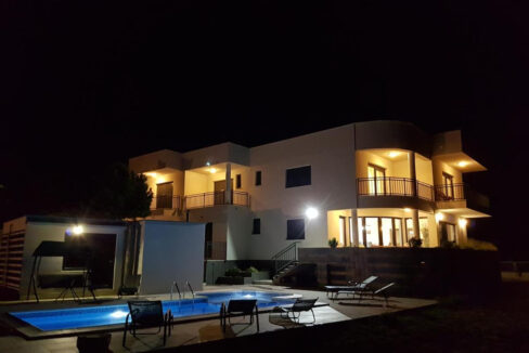 Grundstück mit Meerblick in Crikvenica