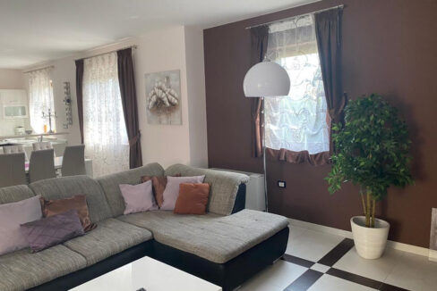 Haus zu verkaufen in Pula Region